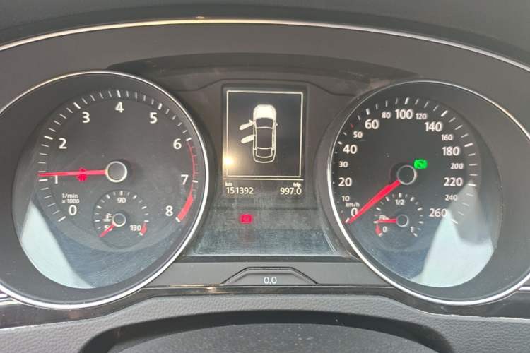 Used Volkswagen Magotan 2017 330TSI DSG Luxury Model Instrument Cluster