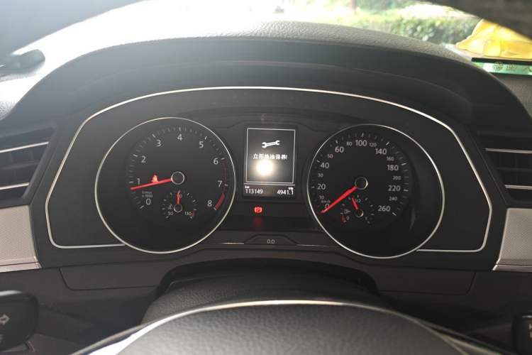 Used Volkswagen Magotan 2017 280TSI DSG Comfort Model Instrument Cluster