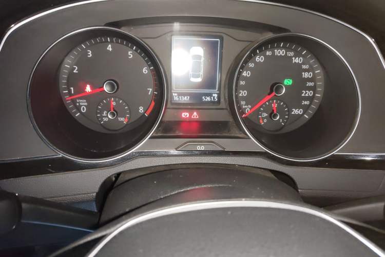 Used Volkswagen Magotan 2017 330TSI DSG Luxury Model Instrument Cluster