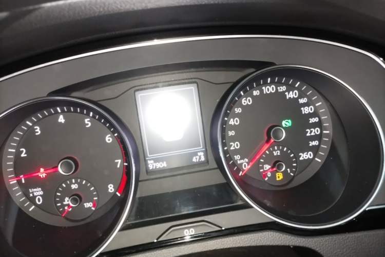 Used Volkswagen Magotan 2017 380TSI DSG Prestige Edition Instrument Cluster