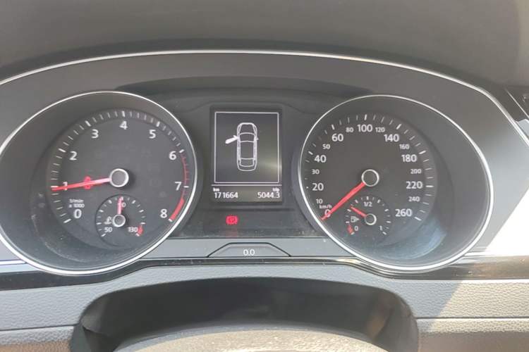 Used Volkswagen Magotan 2017 380TSI DSG Luxury Model Instrument Cluster