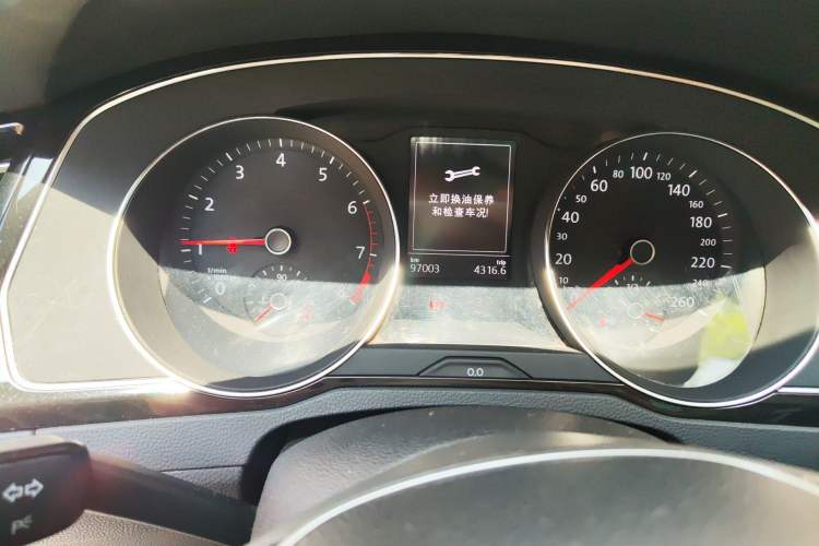 Used Volkswagen Magotan 2017 330TSI DSG Leading Model Instrument Cluster