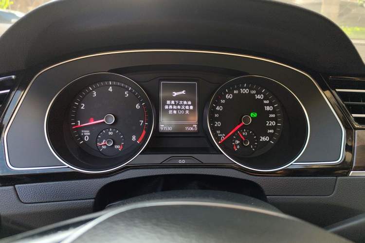 Used Volkswagen Magotan 2017 330TSI DSG Luxury Model Instrument Cluster
