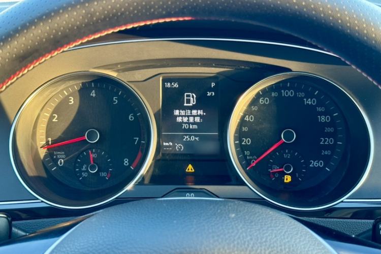 Used Volkswagen Magotan 2017 330TSI DSG Luxury Model Instrument Cluster