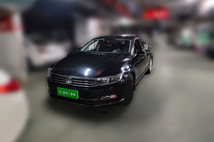 Used Volkswagen Magotan 2017 330TSI DSG Luxury Model Guazi used car, China used car export, Used car for sale, Used  cars, Cheapest cars for sale