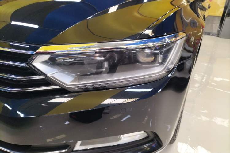 Used Volkswagen Magotan 2017 330TSI DSG Leading Model Left Front Headlight