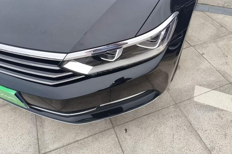 Used Volkswagen Magotan 2017 380TSI DSG Luxury Model Left Front Headlight
