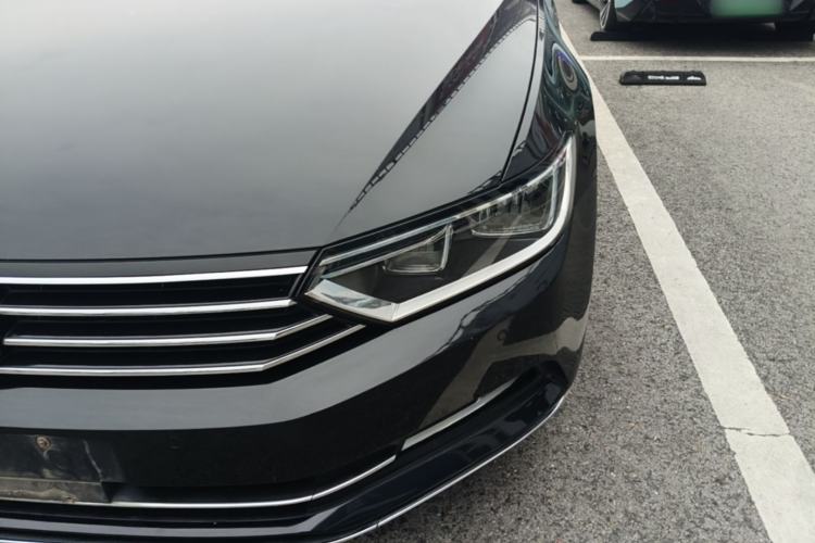 Used Volkswagen Magotan 2017 330TSI DSG Leading Model Left Front Headlight
