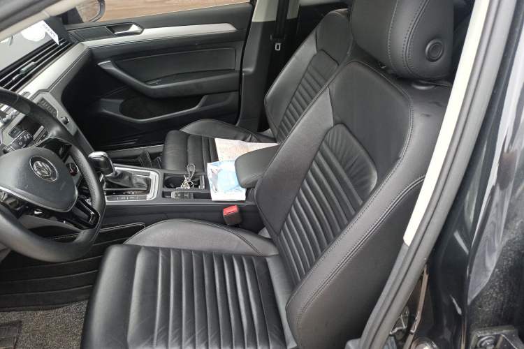 Used Volkswagen Magotan 2017 280TSI DSG Comfort Model Left Front Seat