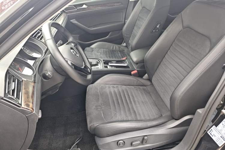 Used Volkswagen Magotan 2017 330TSI DSG Luxury Model Left Front Seat