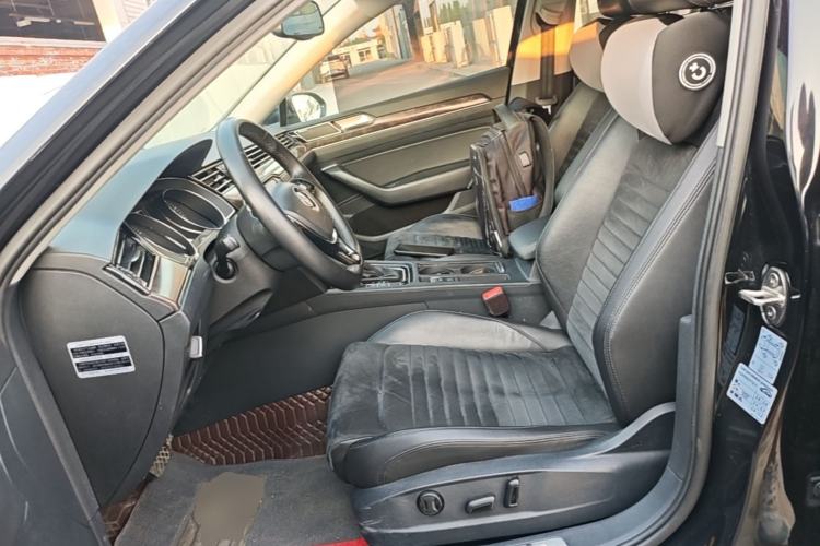 Used Volkswagen Magotan 2017 330TSI DSG Luxury Model Left Front Seat