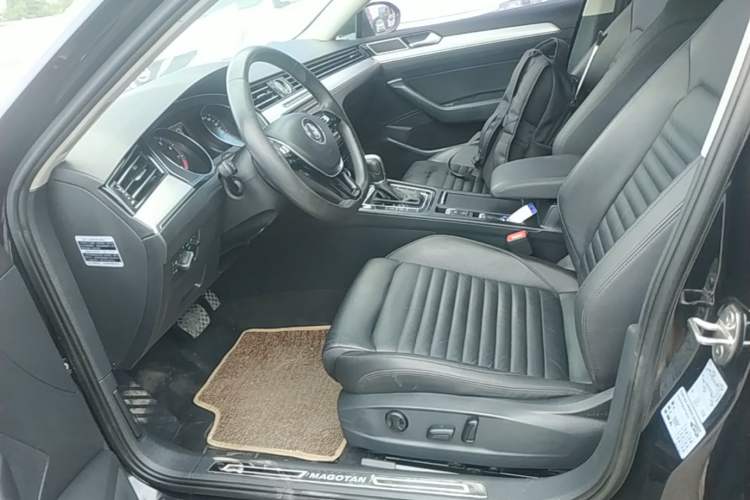 Used Volkswagen Magotan 2017 330TSI DSG Leading Model Left Front Seat