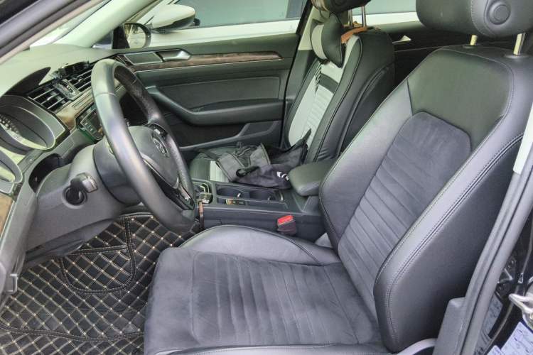 Used Volkswagen Magotan 2017 330TSI DSG Luxury Model Left Front Seat
