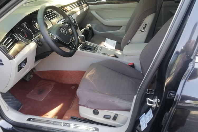 Used Volkswagen Magotan 2017 380TSI DSG Luxury Model Left Front Seat