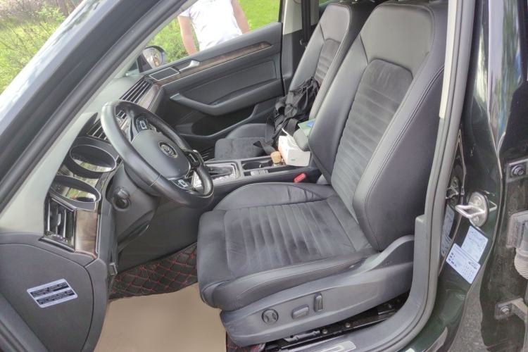 Used Volkswagen Magotan 2017 330TSI DSG Luxury Model Left Front Seat