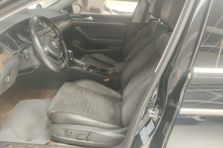 Used Volkswagen Magotan 2017 330TSI DSG Luxury Model Left Front Seat