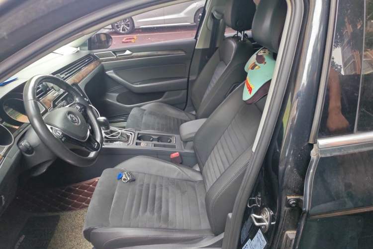 Used Volkswagen Magotan 2017 330TSI DSG Luxury Model Left Front Seat