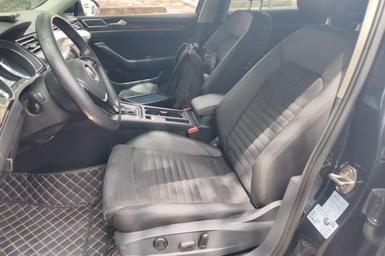 Used Volkswagen Magotan 2017 330TSI DSG Luxury Model Left Front Seat