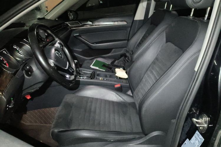 Used Volkswagen Magotan 2017 330TSI DSG Luxury Model Left Front Seat