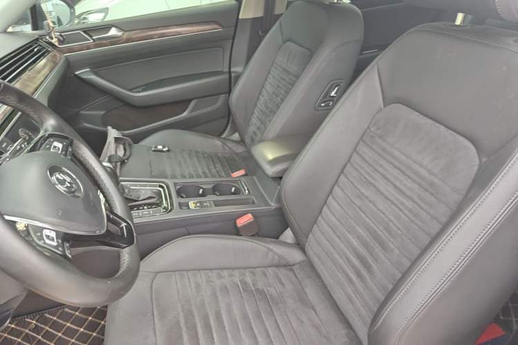 Used Volkswagen Magotan 2017 330TSI DSG Luxury Model Left Front Seat