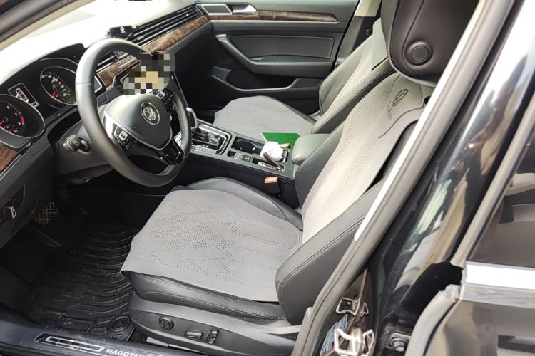 Used Volkswagen Magotan 2017 380TSI DSG Luxury Model Left Front Seat