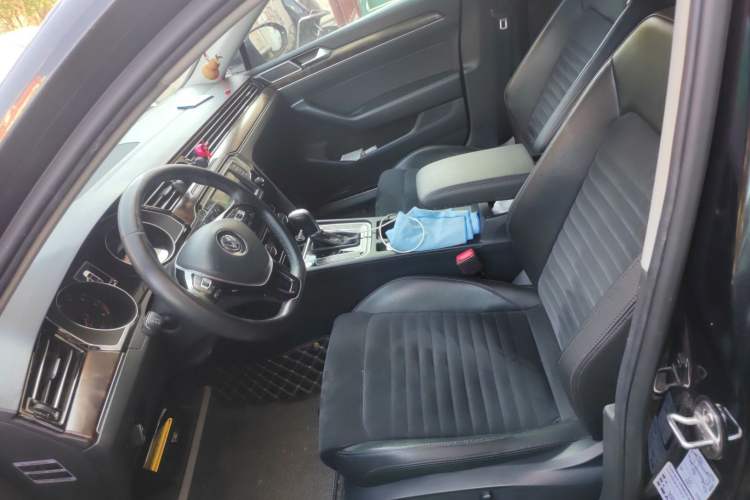 Used Volkswagen Magotan 2017 330TSI DSG Luxury Model Left Front Seat