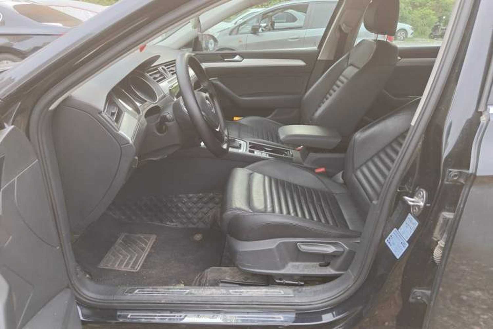Used Volkswagen Magotan 2017 330TSI DSG Comfort Model Left Front Seat