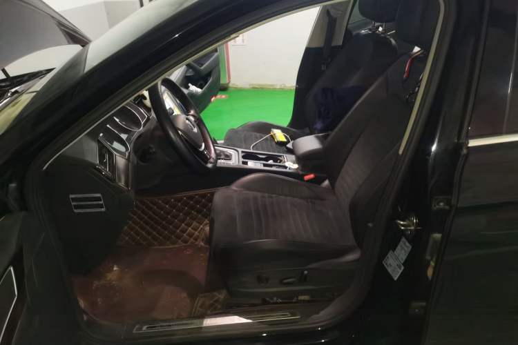 Used Volkswagen Magotan 2017 330TSI DSG Luxury Model Left Front Seat