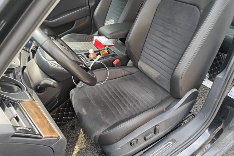 Used Volkswagen Magotan 2017 330TSI DSG Luxury Model Left Front Seat