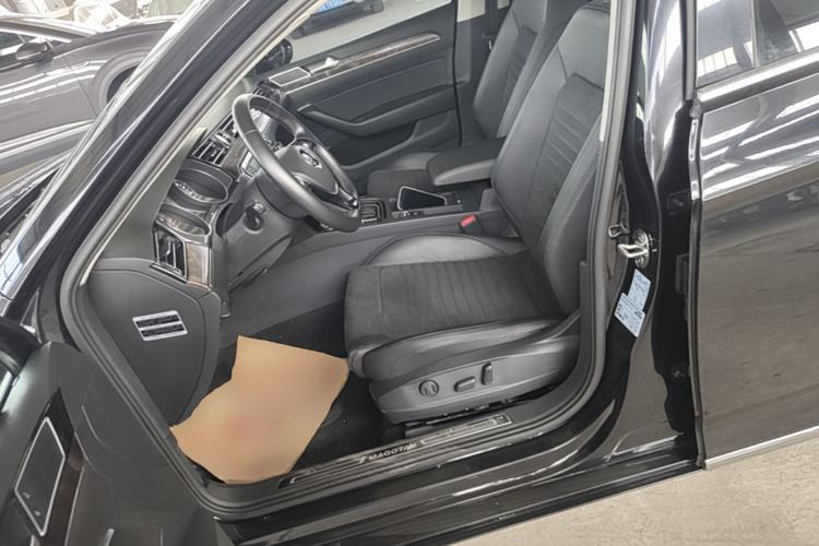 Used Volkswagen Magotan 2017 330TSI DSG Luxury Model Left Front Seat