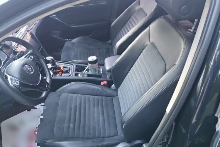 Used Volkswagen Magotan 2017 330TSI DSG Luxury Model Left Front Seat