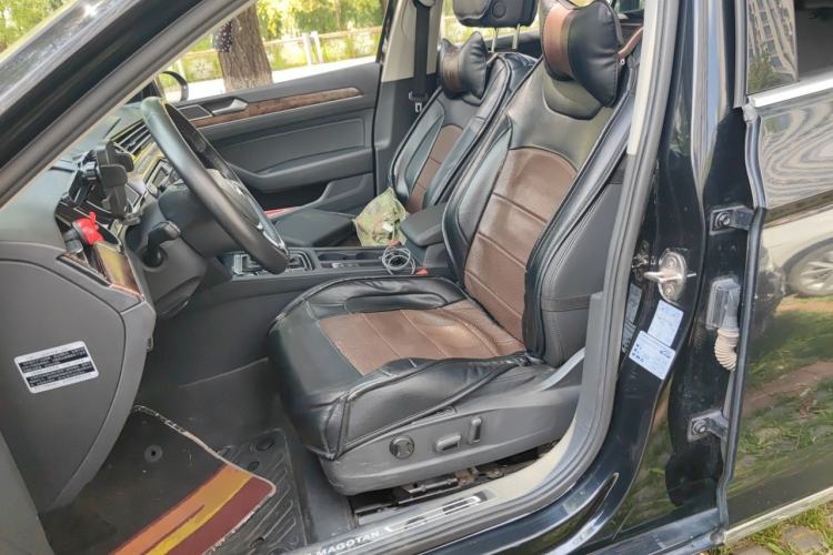 Used Volkswagen Magotan 2017 330TSI DSG Luxury Model Left Front Seat