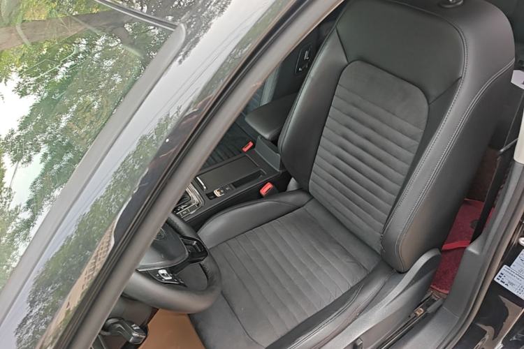 Used Volkswagen Magotan 2017 330TSI DSG Luxury Model Left Front Seat