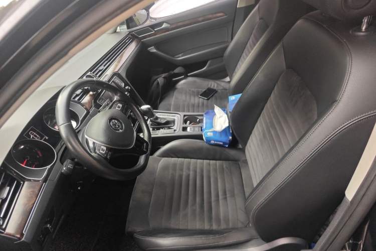 Used Volkswagen Magotan 2017 330TSI DSG Luxury Model Left Front Seat