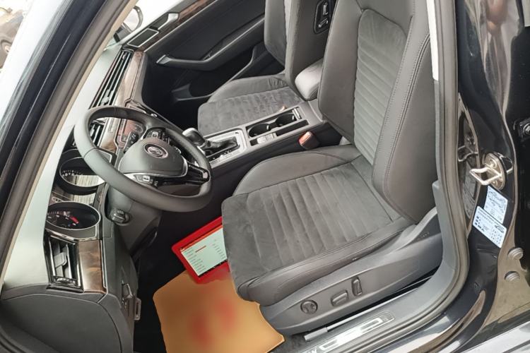 Used Volkswagen Magotan 2017 330TSI DSG Luxury Model Left Front Seat