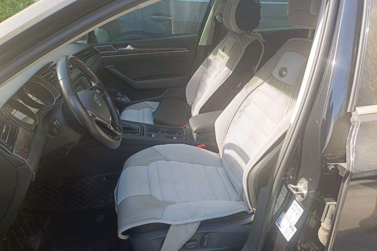 Used Volkswagen Magotan 2017 380TSI DSG Luxury Model Left Front Seat