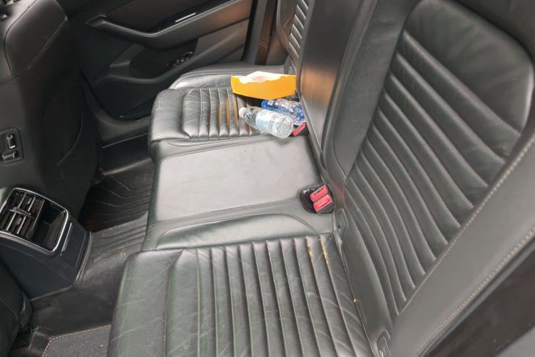 Used Volkswagen Magotan 2017 330TSI DSG Leading Model Left Rear Seat