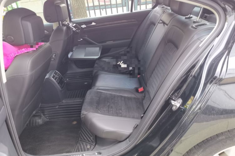 Used Volkswagen Magotan 2017 380TSI DSG Luxury Model Left Rear Seat