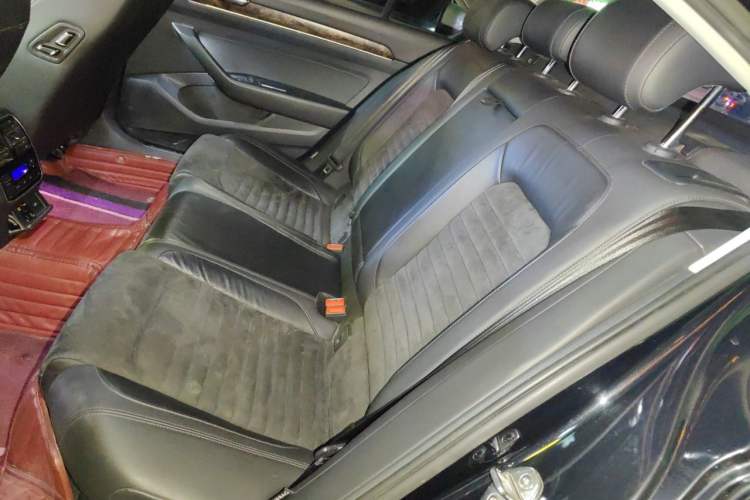 Used Volkswagen Magotan 2017 330TSI DSG Luxury Model Left Rear Seat