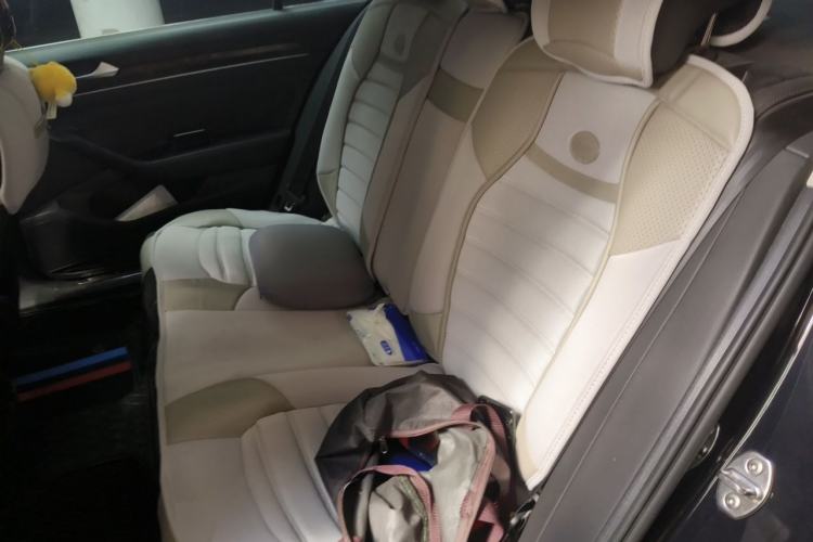 Used Volkswagen Magotan 2017 380TSI DSG Luxury Model Left Rear Seat