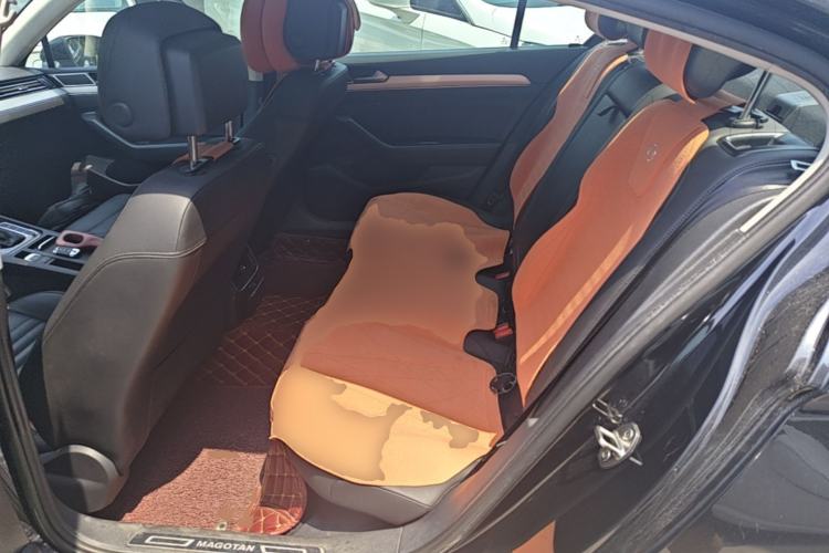Used Volkswagen Magotan 2017 280TSI DSG Leading Edition Left Rear Seat
