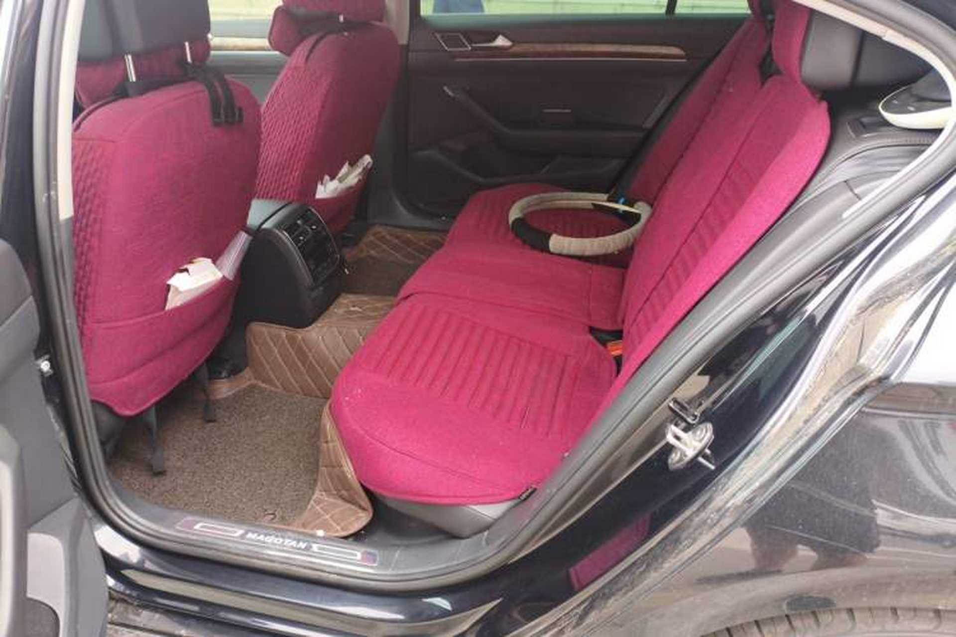 Used Volkswagen Magotan 2017 330TSI DSG Luxury Model Left Rear Seat