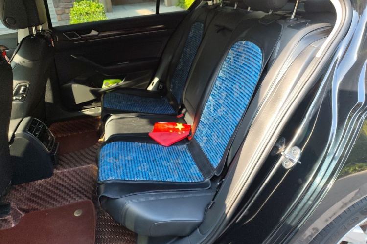 Used Volkswagen Magotan 2017 330TSI DSG Luxury Model Left Rear Seat