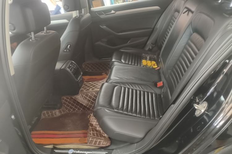 Used Volkswagen Magotan 2017 330TSI DSG Leading Model Left Rear Seat
