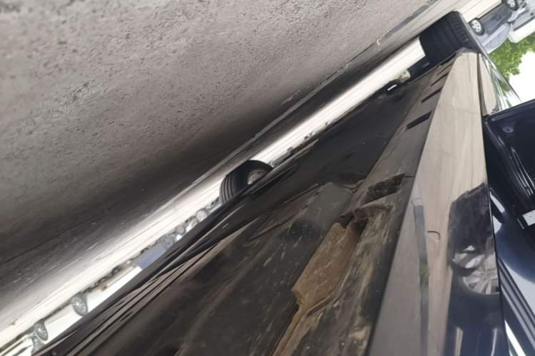 Used Volkswagen Magotan 2017 380TSI DSG Luxury Model Left Side Sill