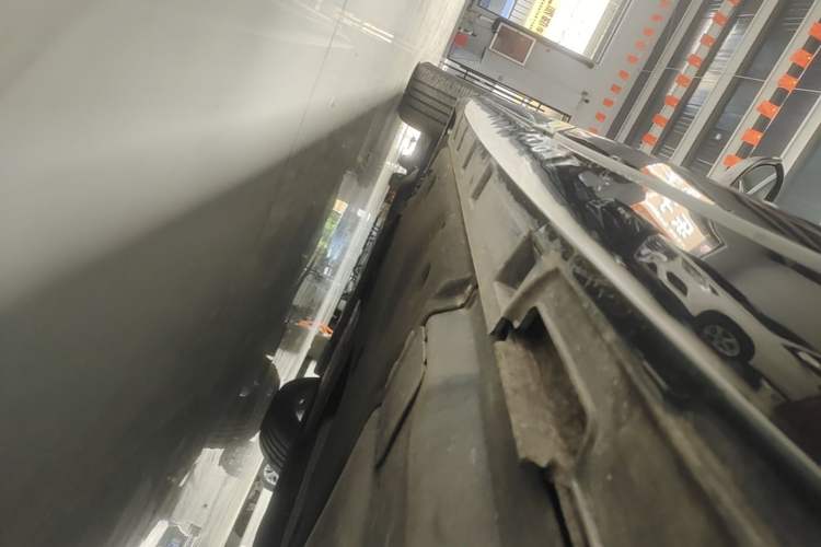 Used Volkswagen Magotan 2017 330TSI DSG Luxury Model Left Side Sill