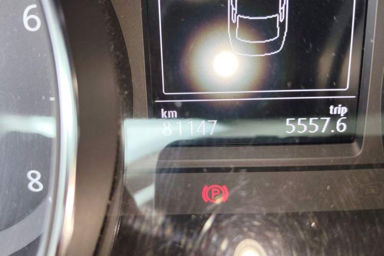 Used Volkswagen Magotan 2017 330TSI DSG Leading Model Odometer Close Up