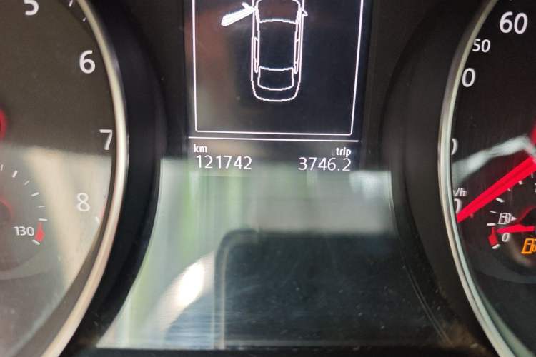 Used Volkswagen Magotan 2017 330TSI DSG Leading Model Odometer Close Up