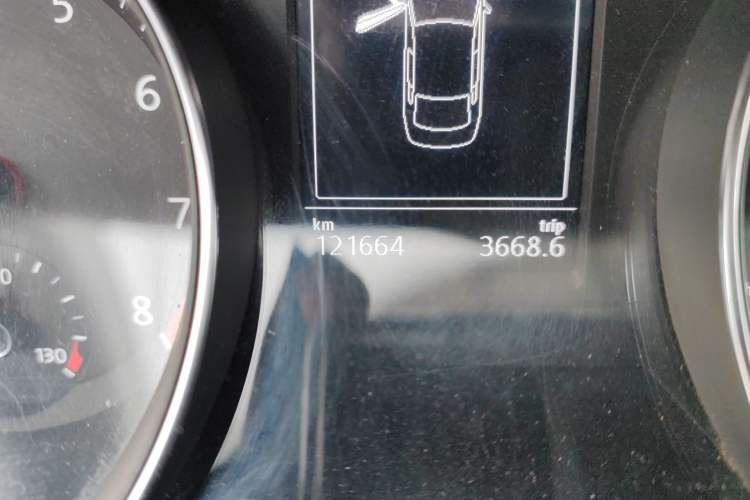 Used Volkswagen Magotan 2017 330TSI DSG Leading Model Odometer Close Up