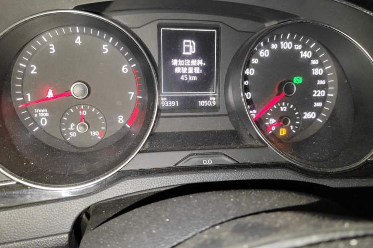 Used Volkswagen Magotan 2017 330TSI DSG Leading Model Odometer Close Up